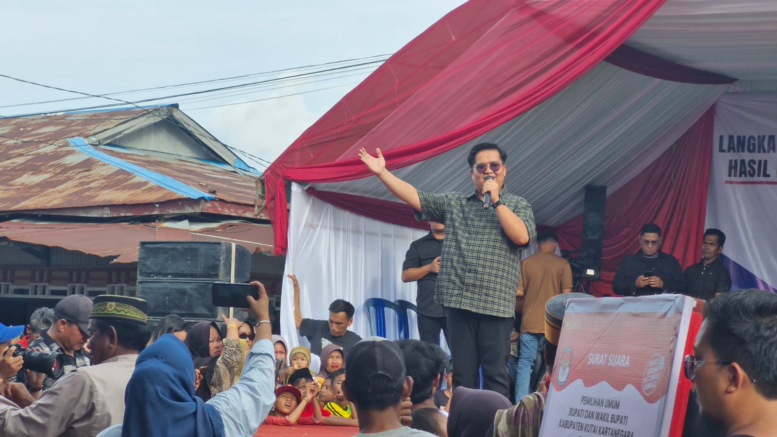 Foto: Edi-Rendi, pada kampanye yang digelar Senin sore (30/09/2024).